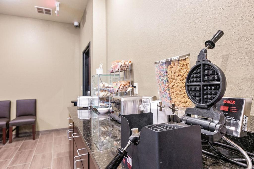 Cobblestone Hotel & Suites - Mosinee المظهر الخارجي الصورة